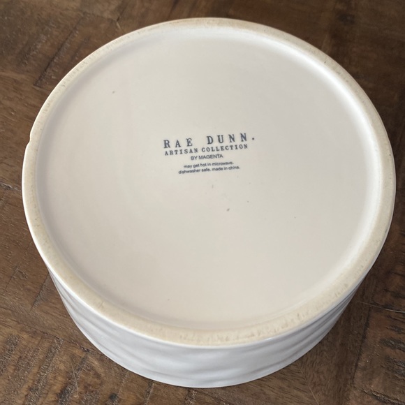 Rae Dunn pet water dish - Picture 3 of 5